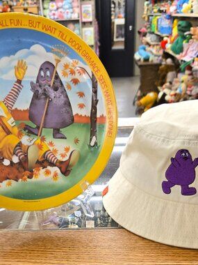 1977 Vintage Ronald McDonald Plate & newer Bucket Hat with Grimace embroidered